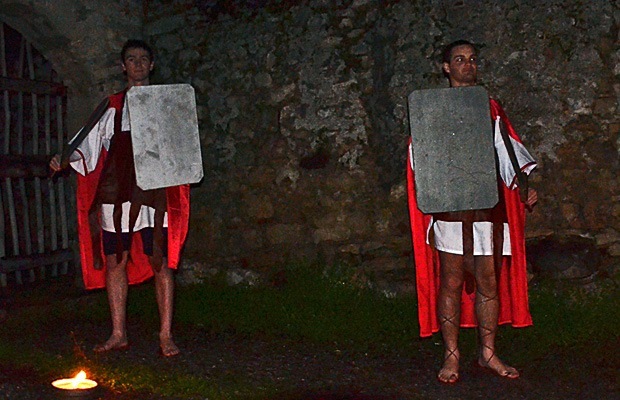 Soldati Romani nella Via Crucis di Castelletto di Brenzone